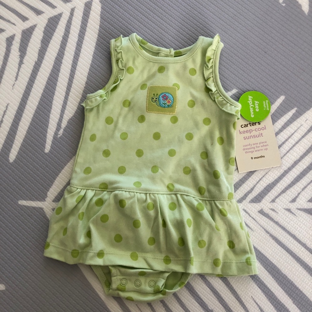 Carter’s girls keep cool sun romper 9M NWT